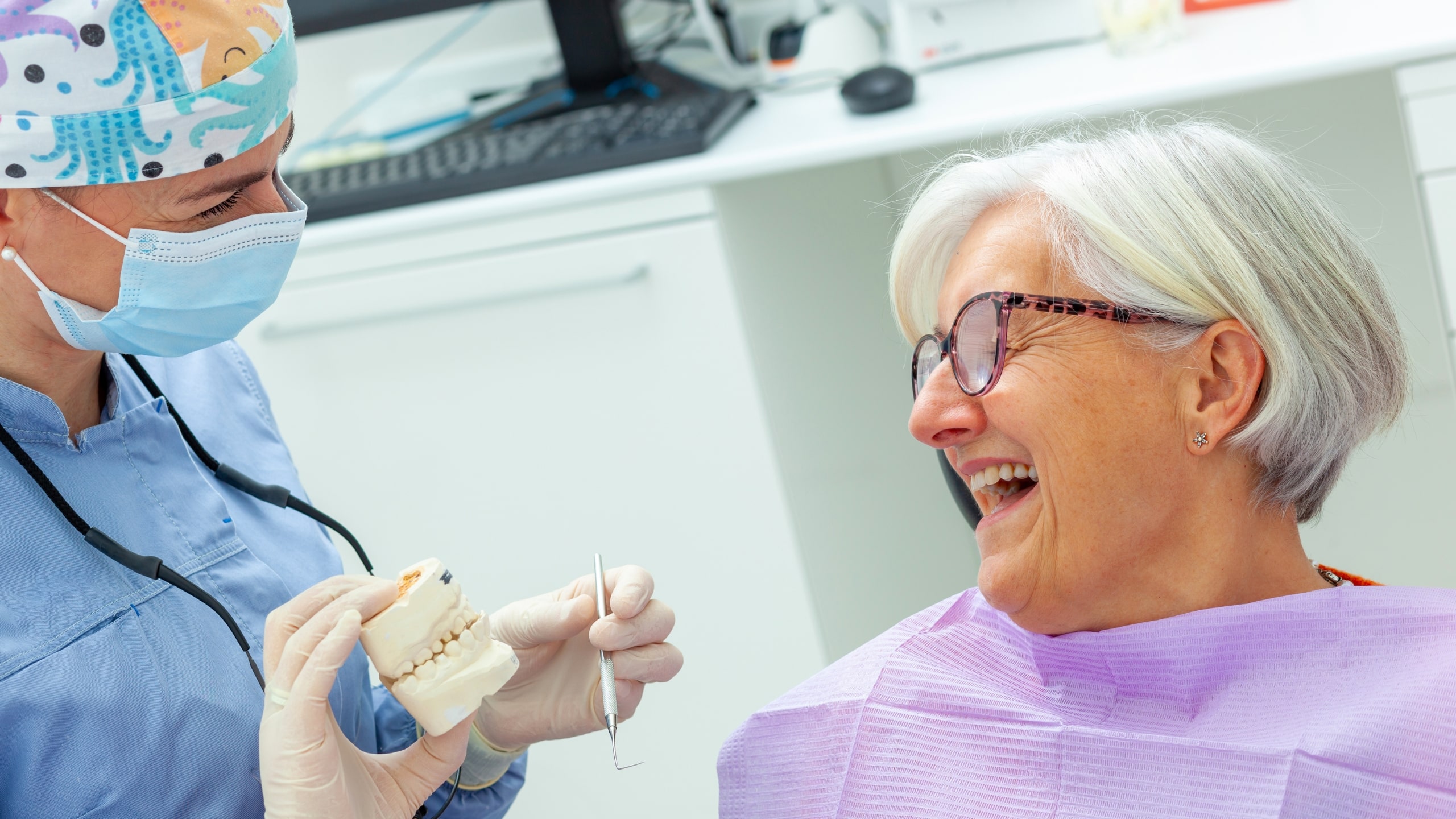 You are currently viewing 7 Frequently Asked Questions About Dental Implants